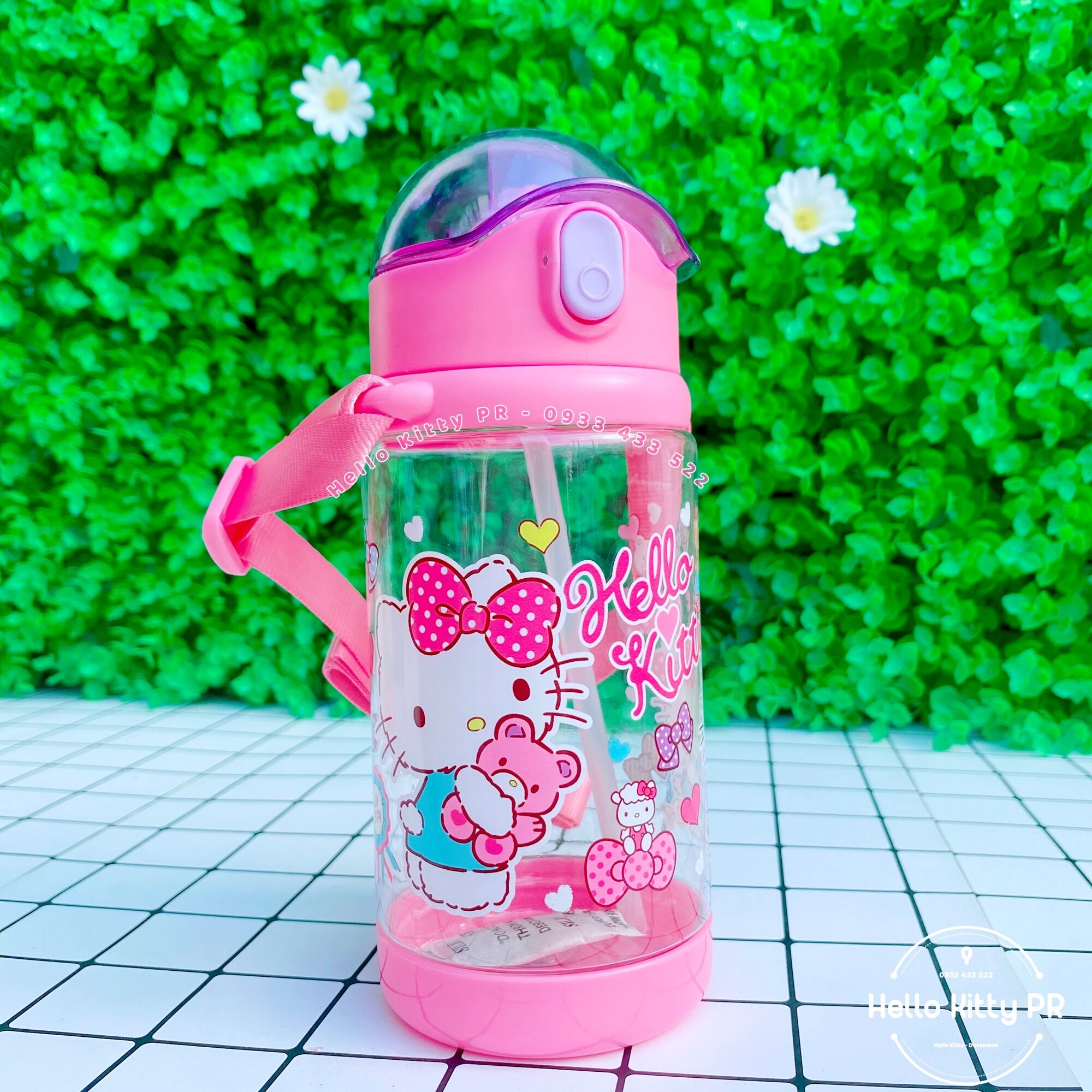 Bình nước dung tích 500ml Hello Kitty có dây đeo