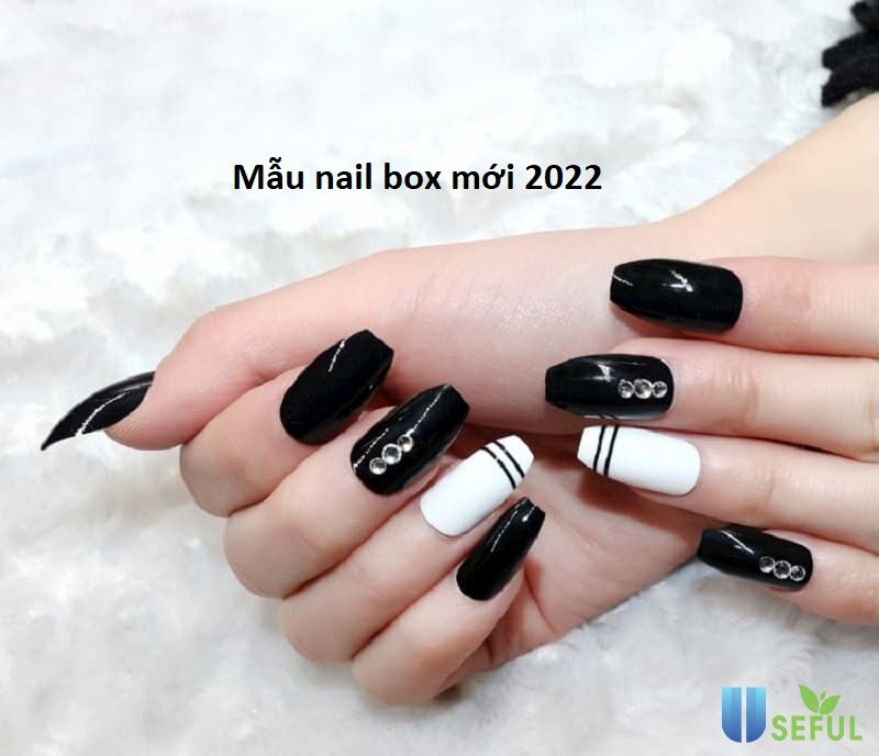 NAIL BOX SÉT 10 MÓNG THIẾT KẾ SANG CHẢNH