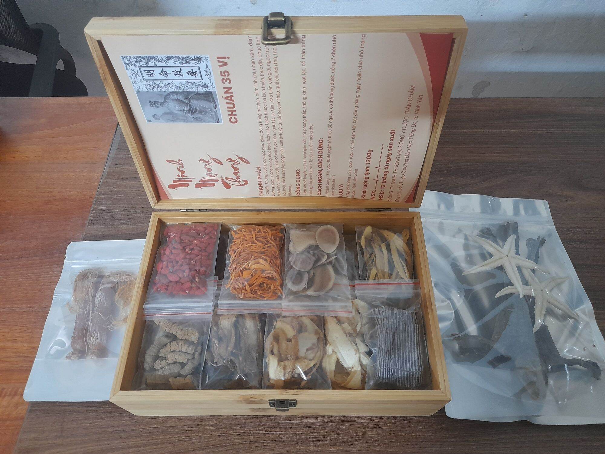 Minh Mạng Thang 35 vị hộp gỗ( ngâm 10l rượu)