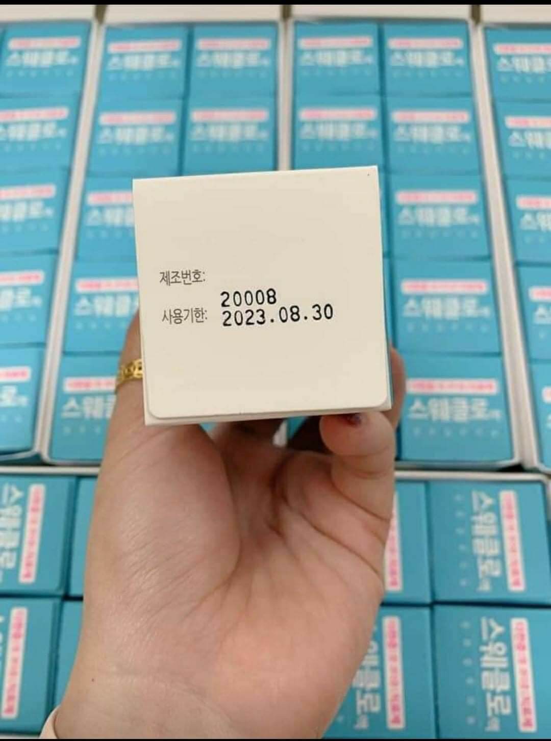 Lăn khử mùi Kwangdong Hàn Quốc lọ 30ml