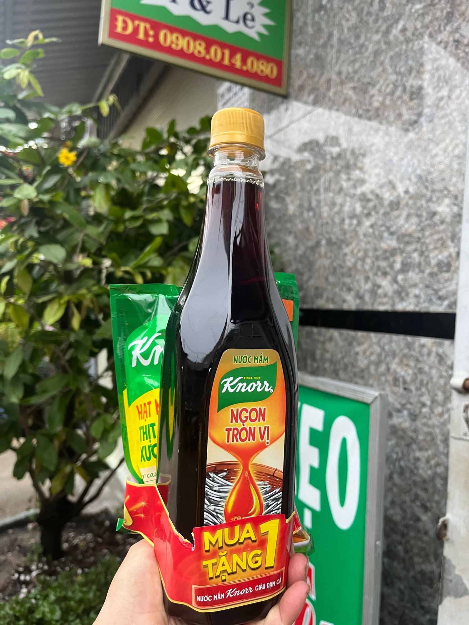 Nước mắm Knorr 750 ml tặng kèm hạt nêm