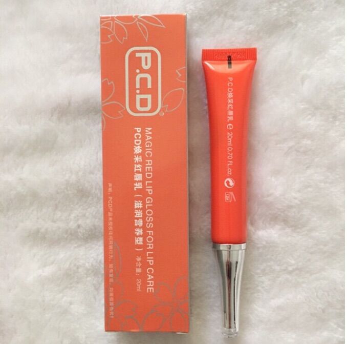 Dưỡng PCD làm mềm môi, kích màu sau Phun
