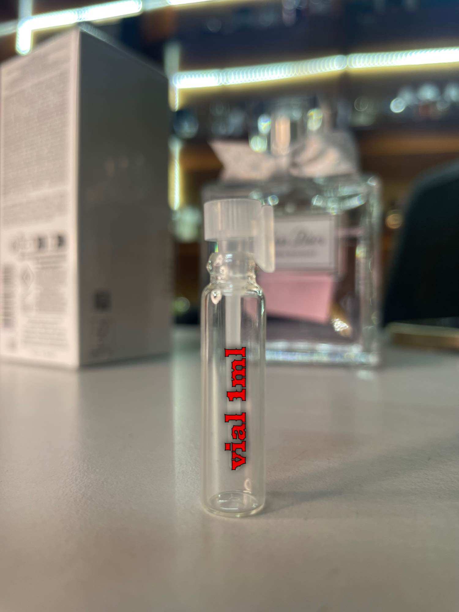 Nước Hoa Chiết Tom Ford Out Wood 10ml