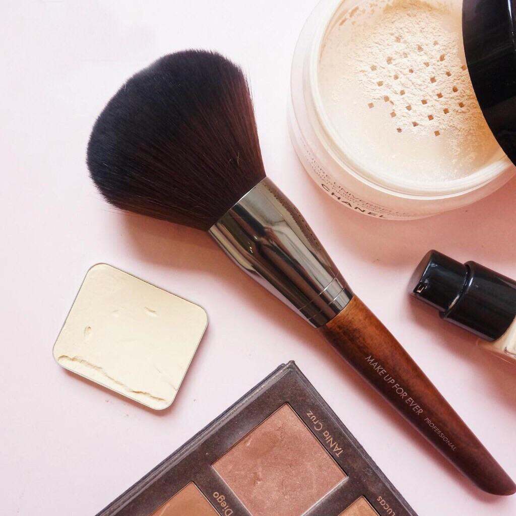 Cọ phủ to Makeup Forever 130