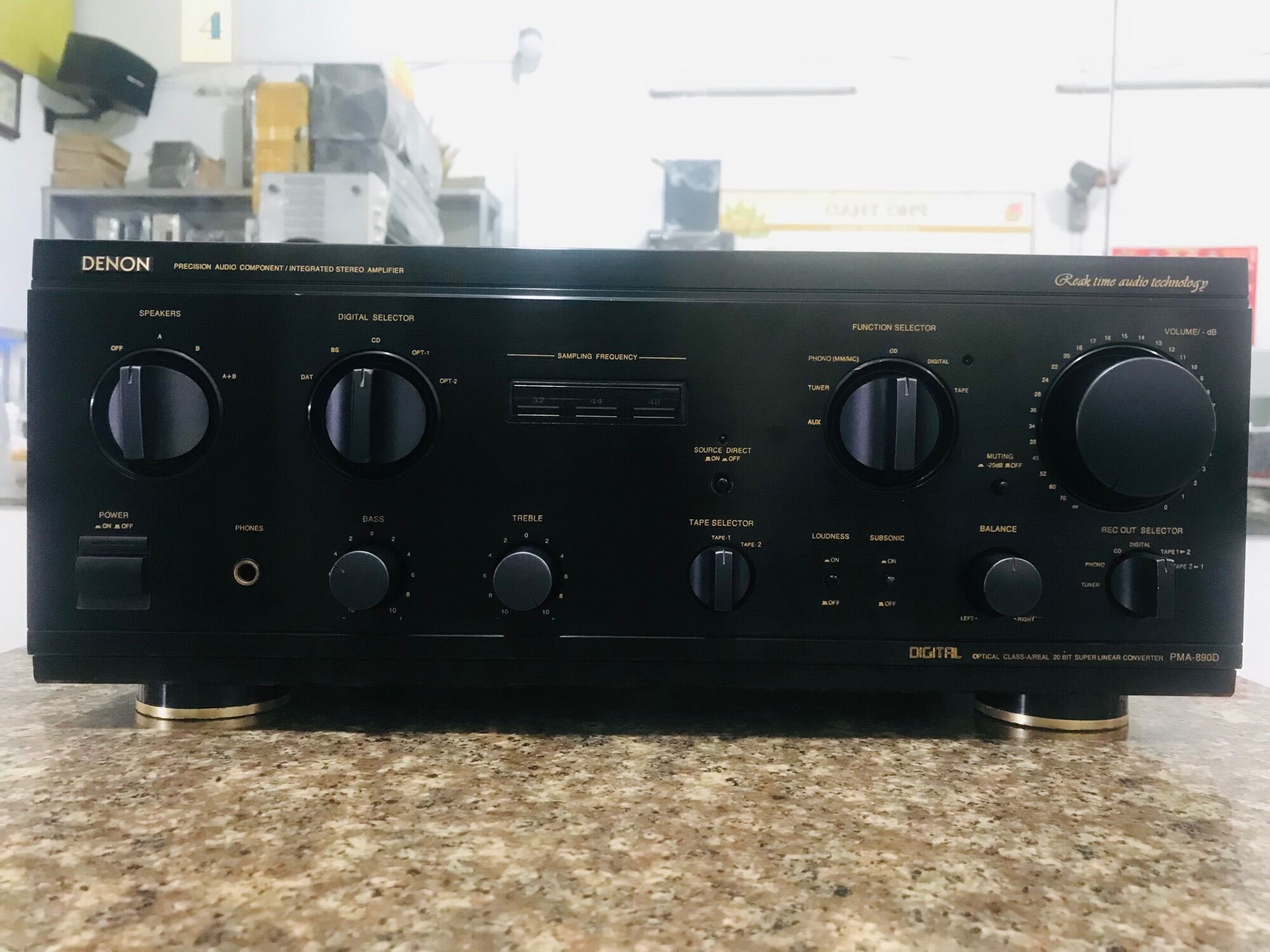 DENON プリメインアンプ PMA-890D ⇔ 5909D-6 高額買取実施中!!名機 DENON PMA-890DG プリメインアンプ デジタル