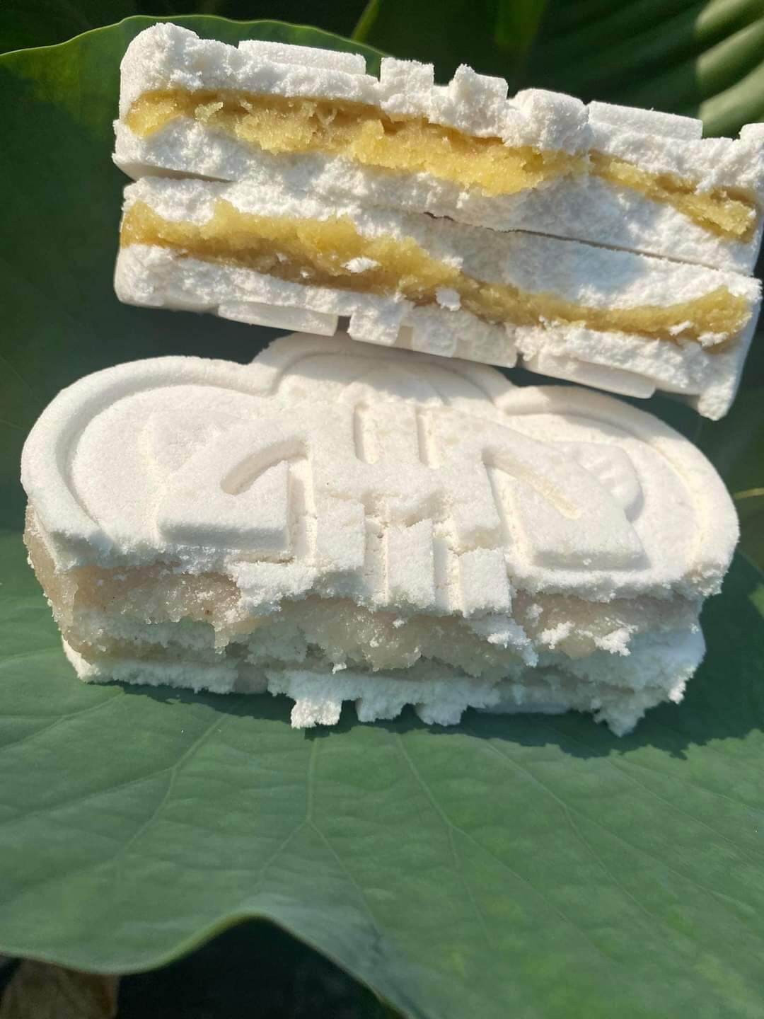 Combo 4 cái bánh in nhân dừa (250g x4)