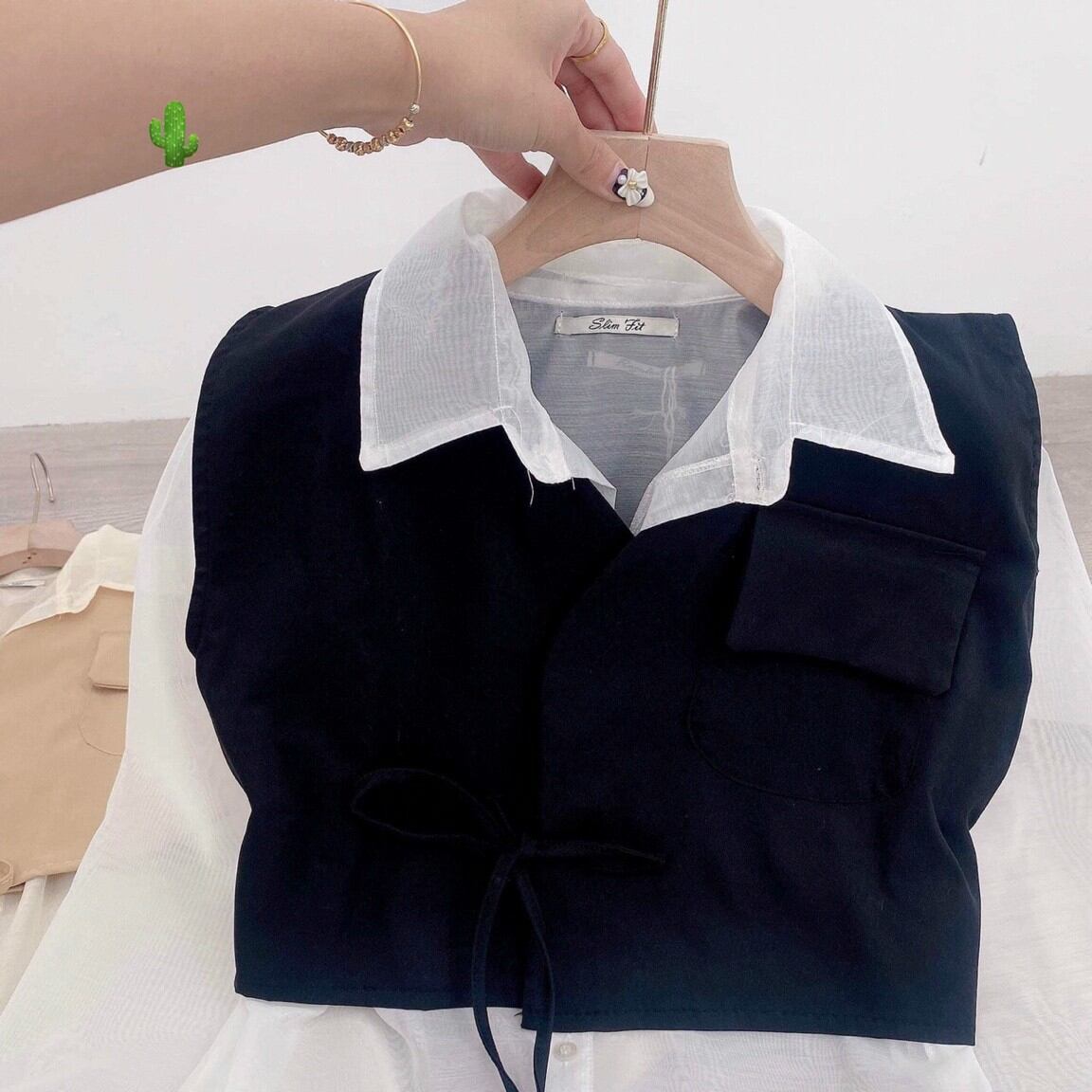 Áo sơ mi đôi kèm vest túi ngực
