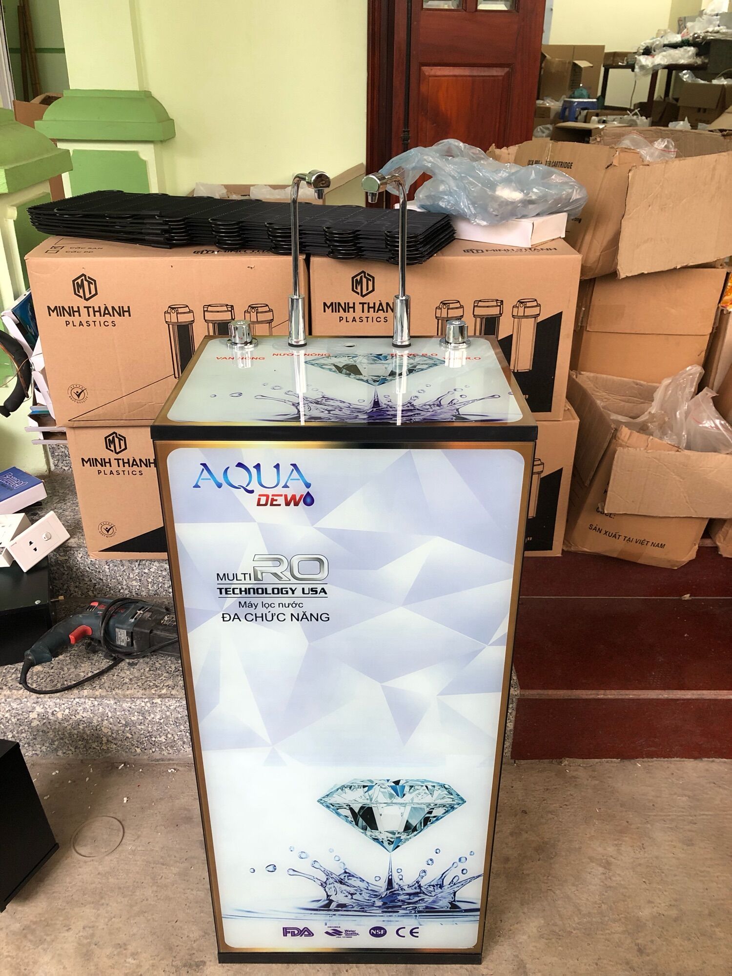Máy lọc nước nóng nguội- miễn phí vận chuyển