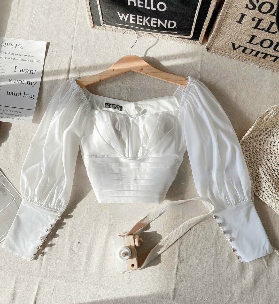 [ Mã A197 ] Áo cổ vuông cúp ngực tay phồng