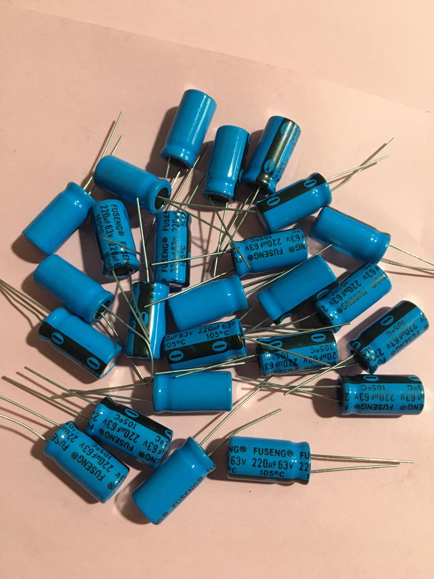 Tụ hoá fuseng 220uf 63v