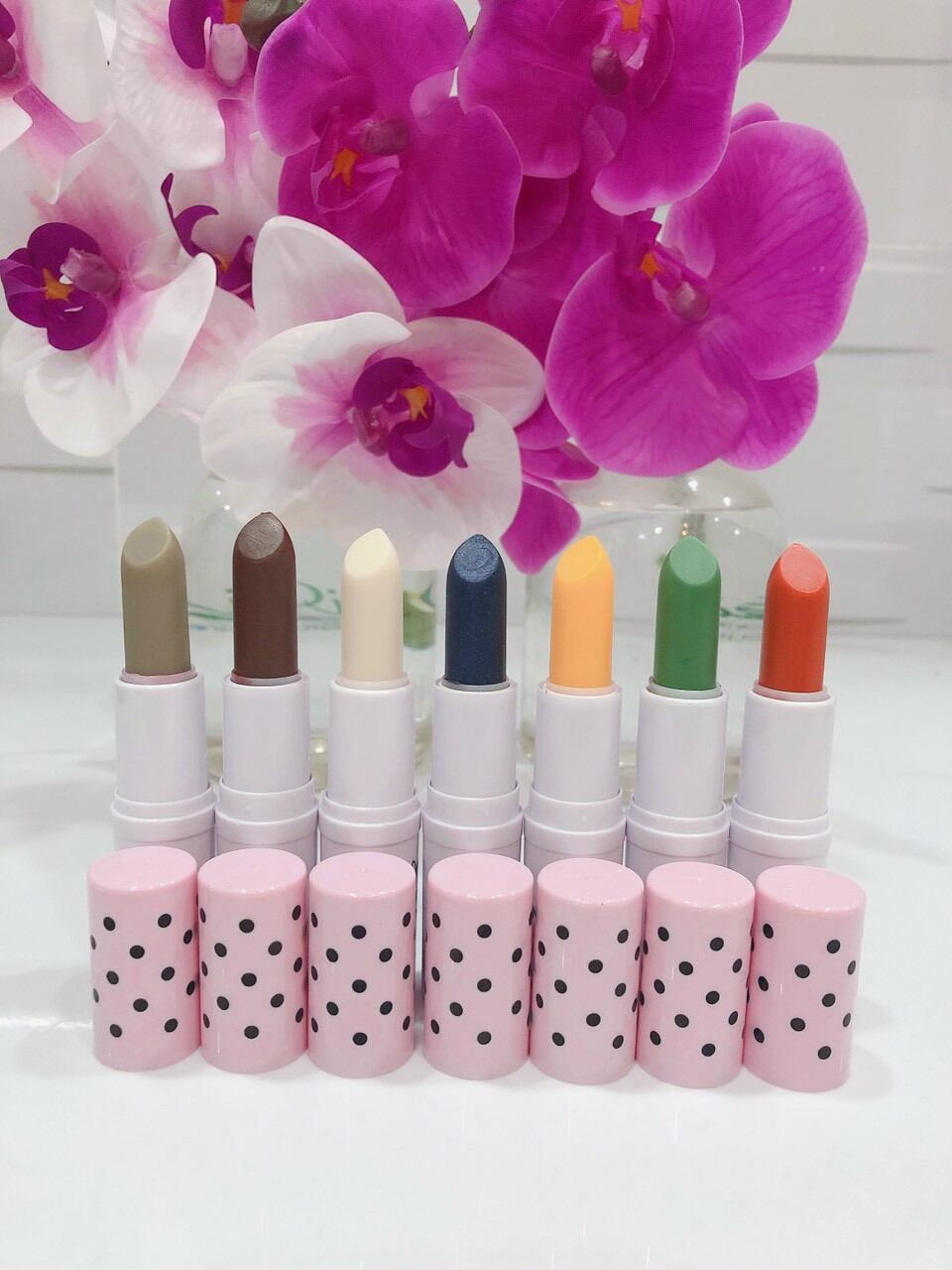Son dưỡng môi đủ màu Avon chính hãng