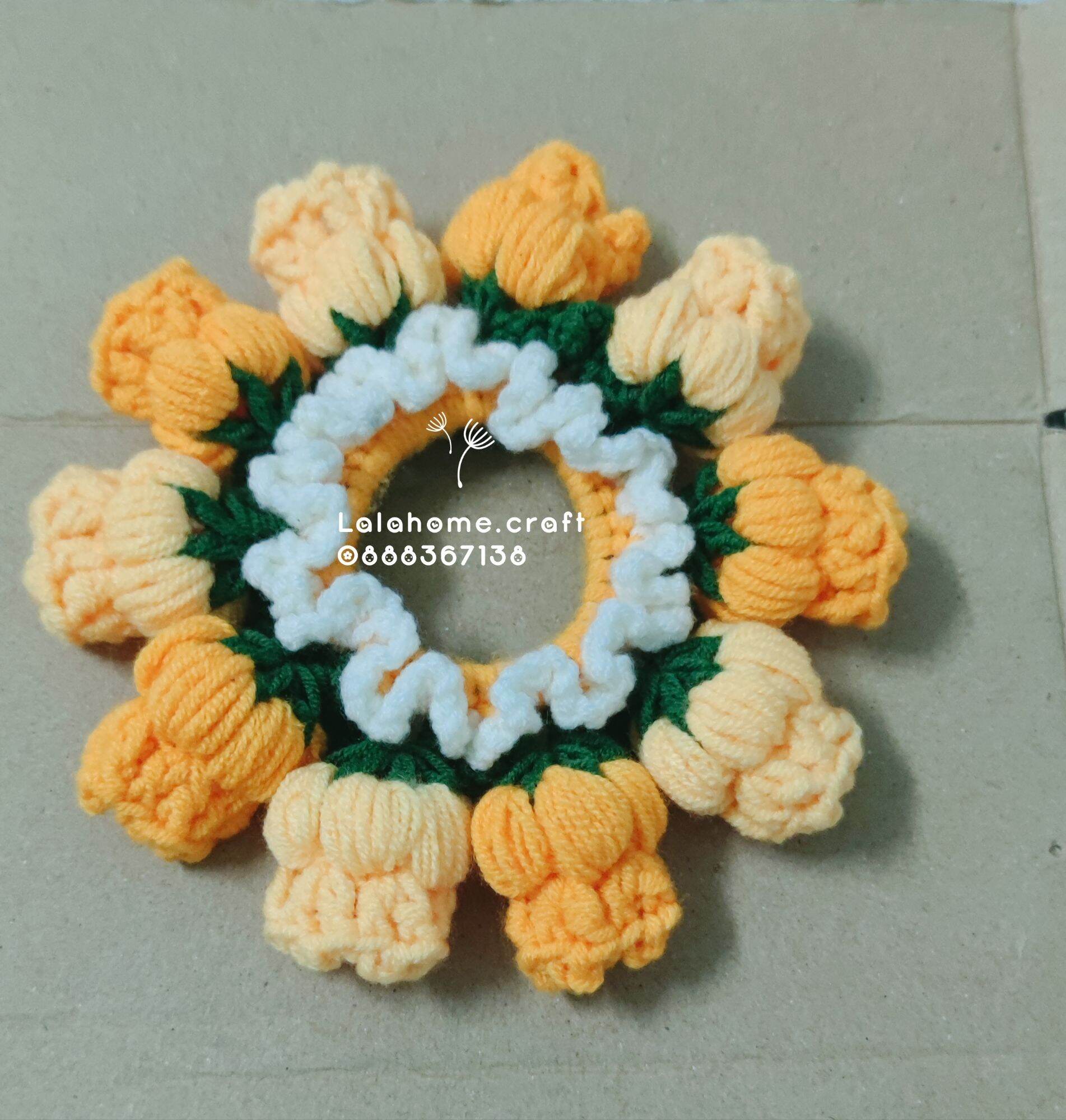 Dây cột tóc scrunchie hoa linh lan bằng len handmade