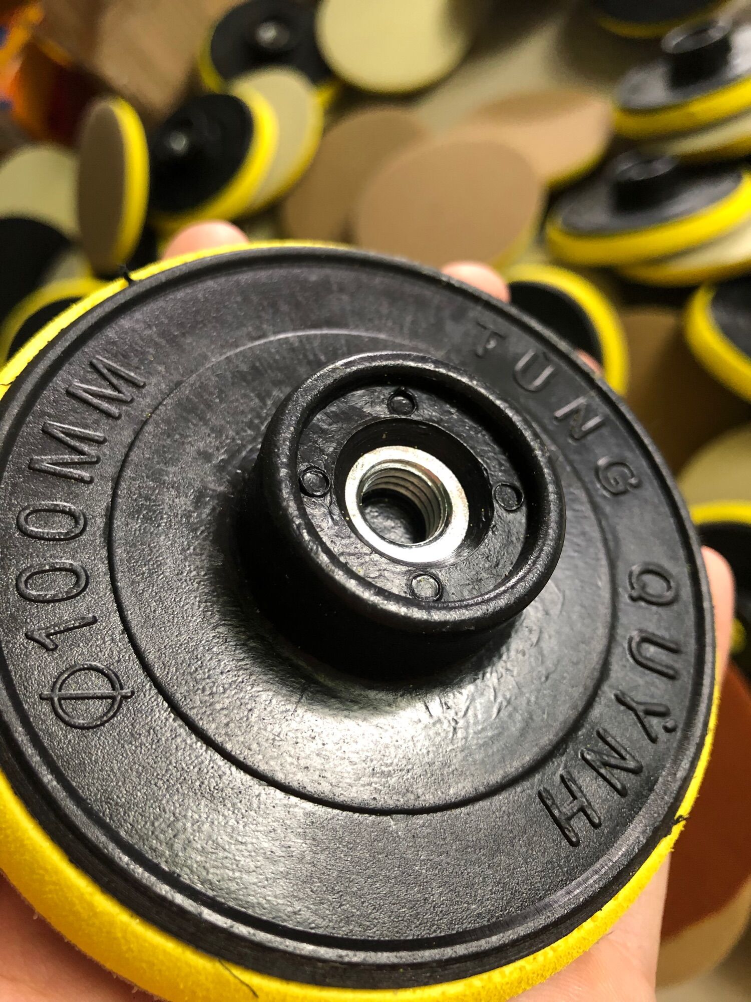❤️Đế chà nhám,bánh chà nhám nhựa có gai 100mm,125mm