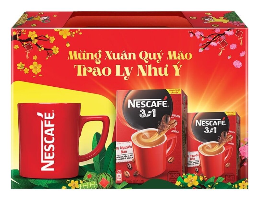 Hộp quà Tết Cà phê cafe nes đỏ đà hài hòa Ly Sứ Nescafe 2 hộp x 20 gói x