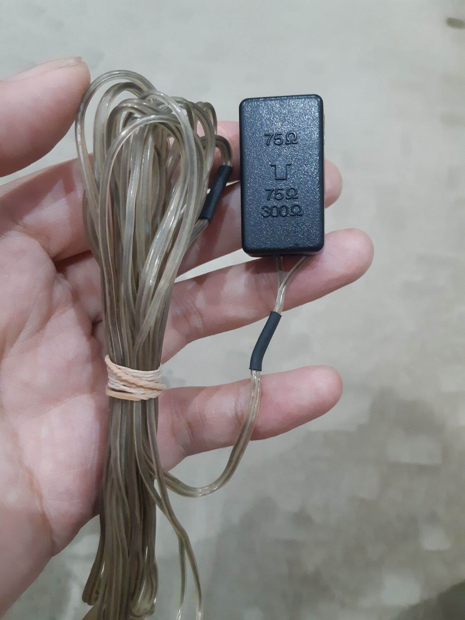 Giắc anten FM cho dàn âm thanh bãi Nhật