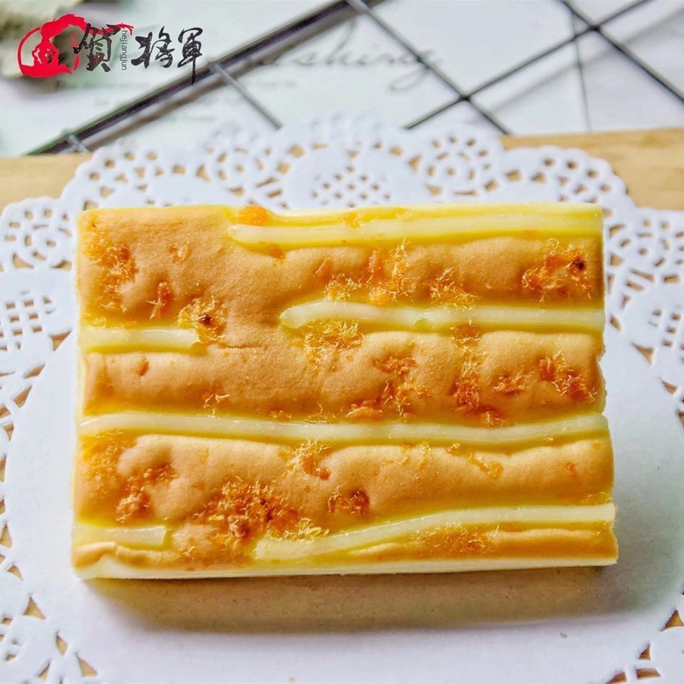 Bánh bông lan sốt ruốc X.O 1 chiếc