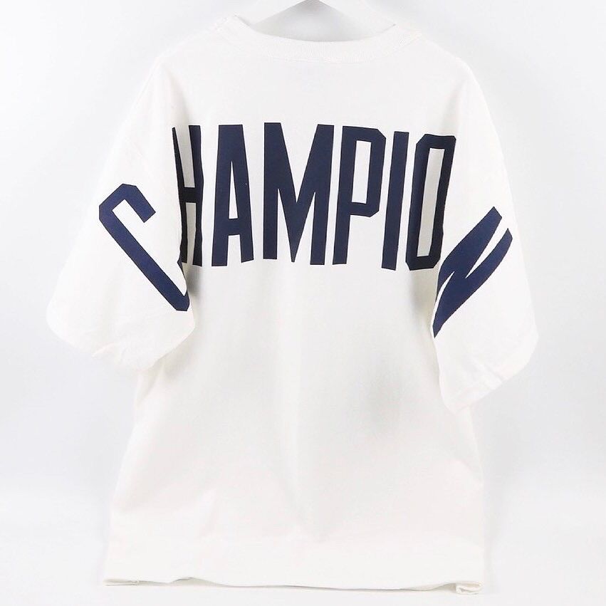 [REAL] Áo thun Champion Heritage Oversize Logo Arch