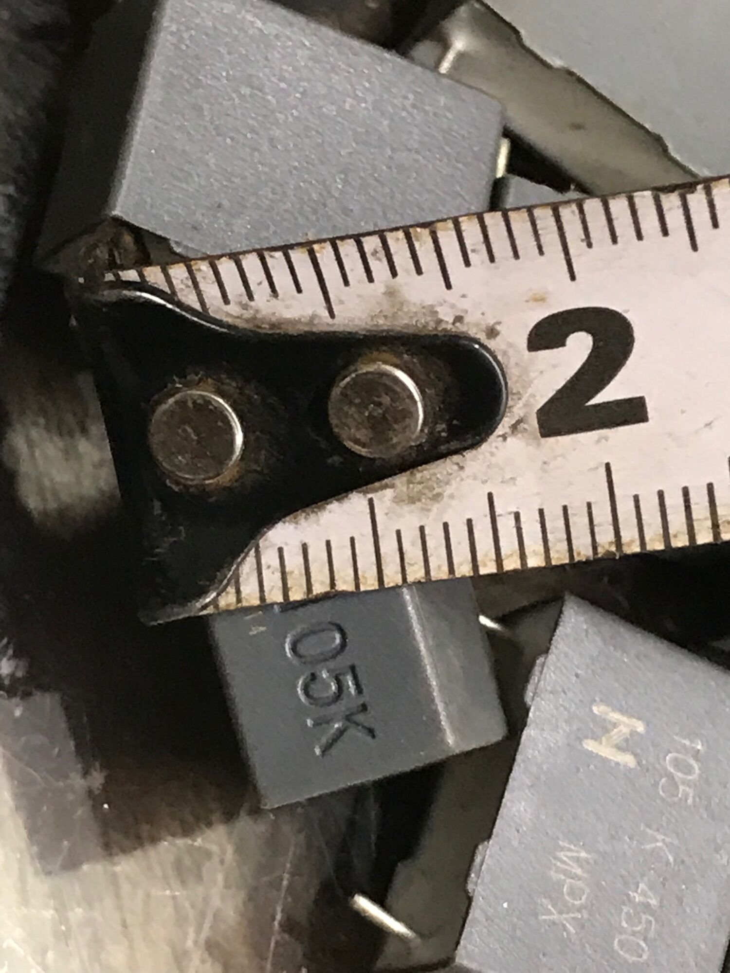 Tụ 105 k. 450 v  ( combo 100 c