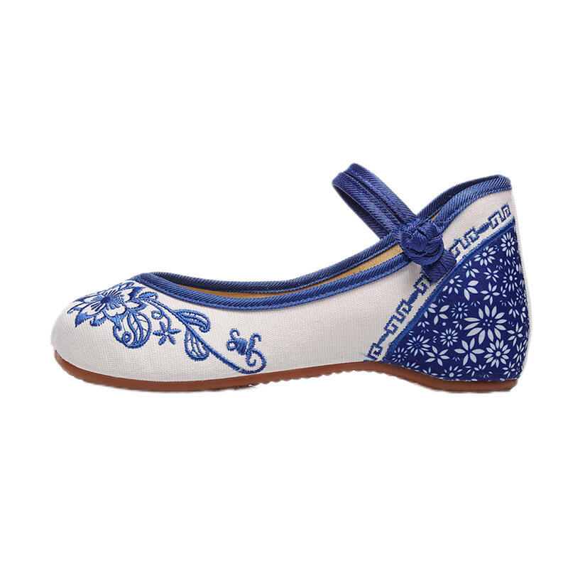 Giày Vải Thêu Hoa Bắc Kinh Cũ Sứ Thanh Hoa Mẫu Mới 2023 Giày Sườn Xám Miệng Nông Giày Một Lớp Nữ Khiêu Vũ Cổ Điển Dân Tộc Đế Xuồng