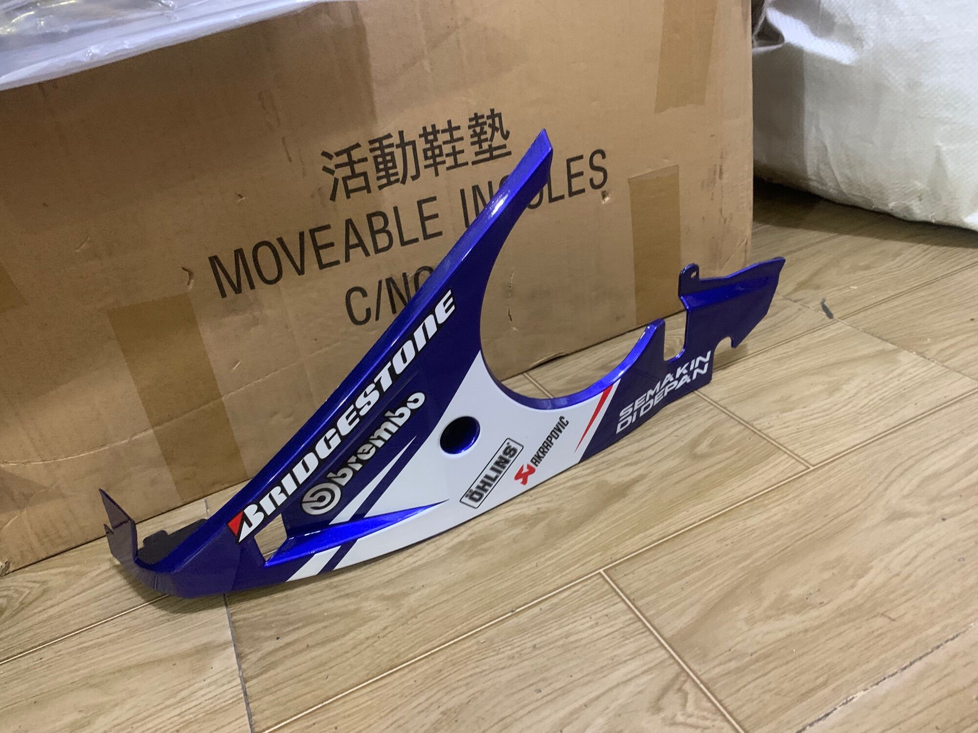 mỏ cày xe exciter 150 màu xanh trắng