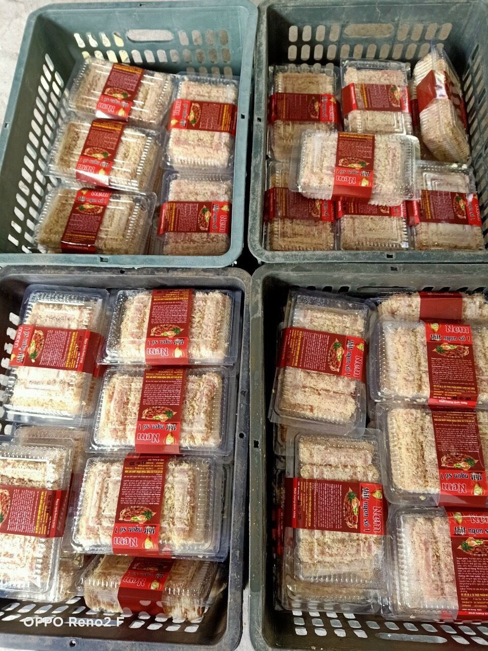 Hộp 500gr Nem chua rán (loại đặc biệt) thơm ngon