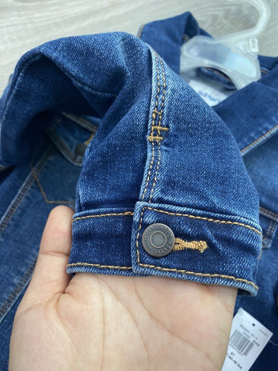 Áo khoác jean Old Navy BTBG size 2y-5y