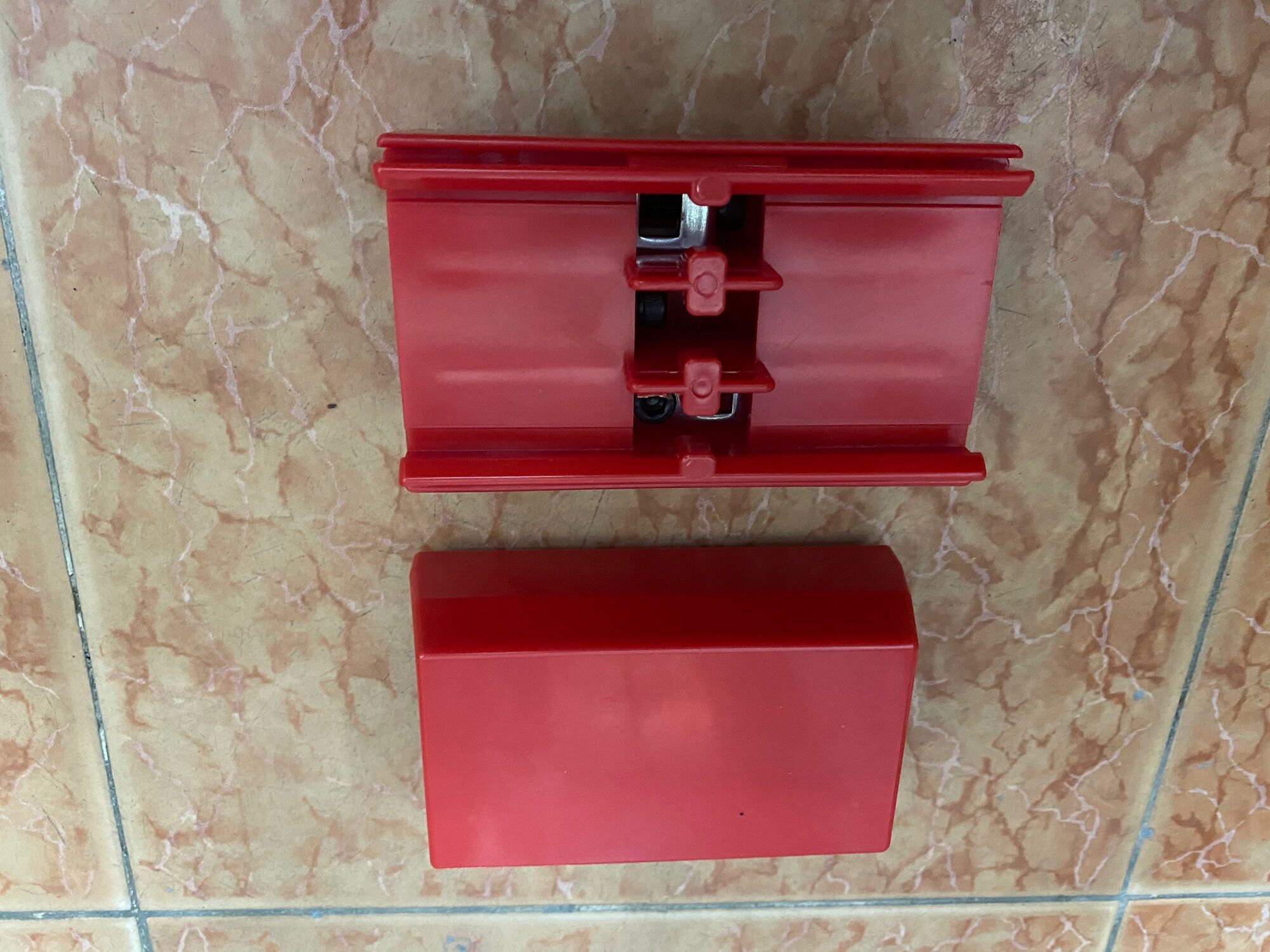 Hộp nối ray điện 3P, 4P