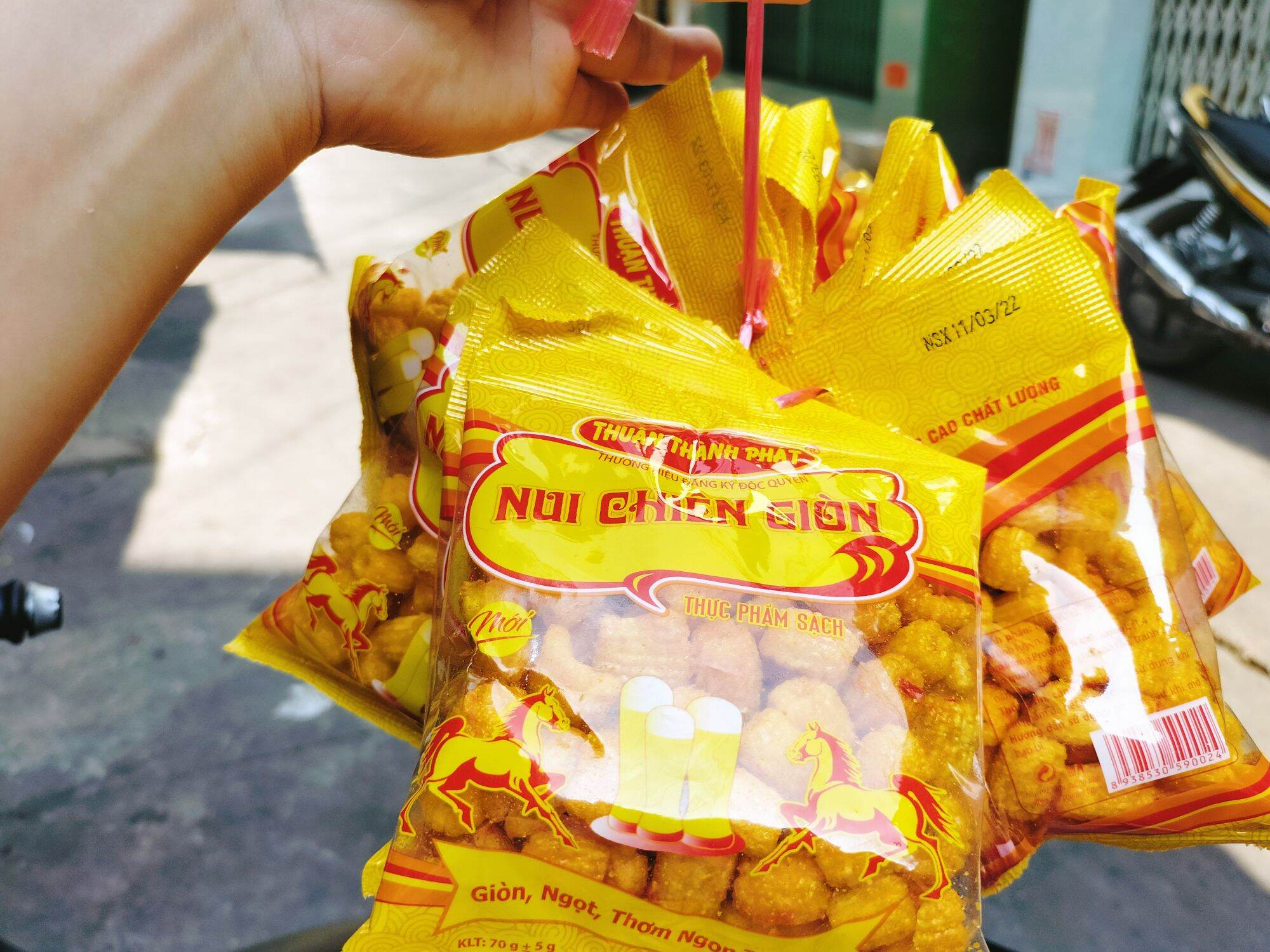 (NGON RẺ) COMBO 10GÓI/ 5GÓI/2 GÓI NUI CHIÊN GIÒN (70gram/gói)