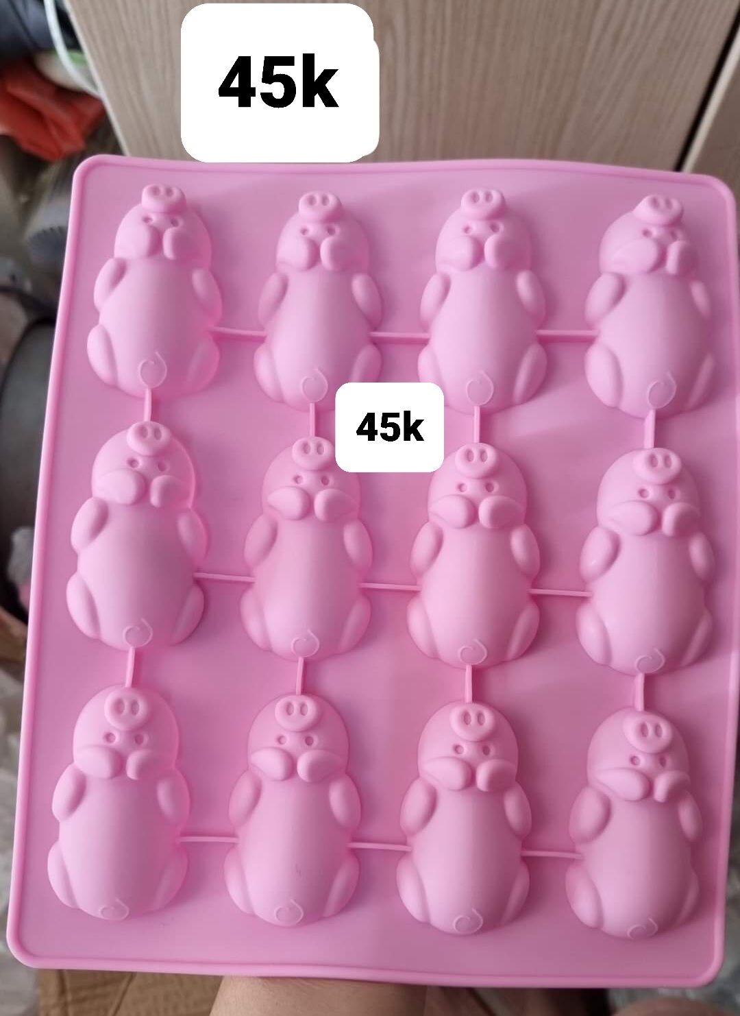 Khuôn heo nằm silicon
