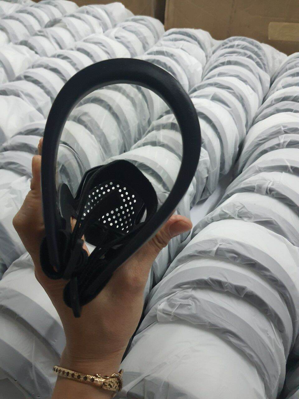 kính chống giọt bắn