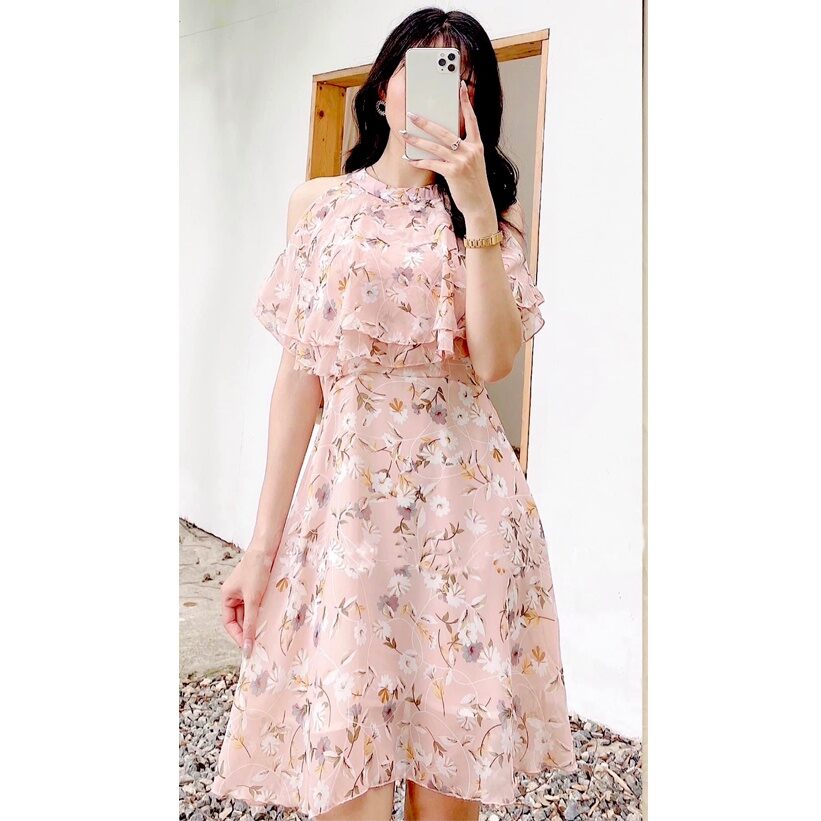 Váy nữ khoét vai