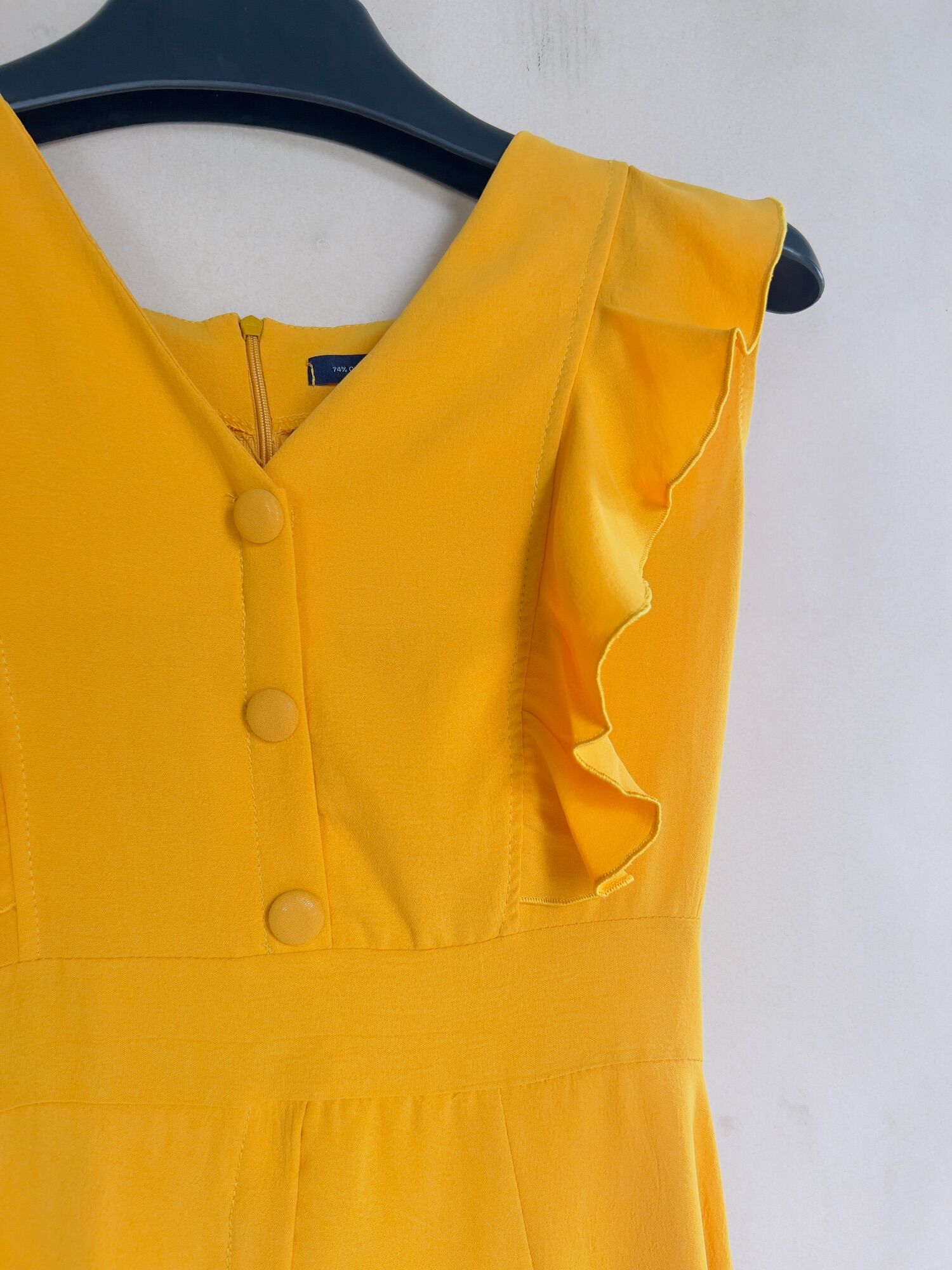 Đầm vàng bèo có túi sz S, new 99%
