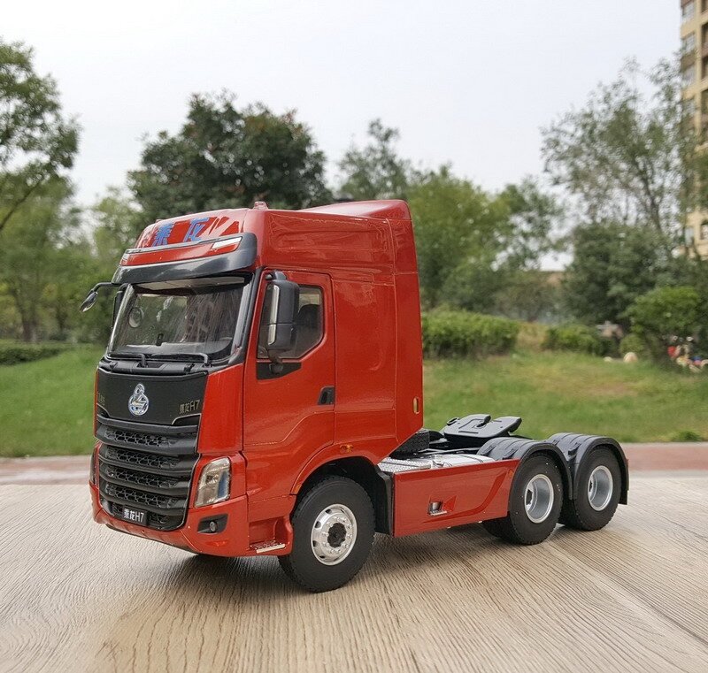 Xe mô hình đầu kéo ChengLong hợp kim 1:24
