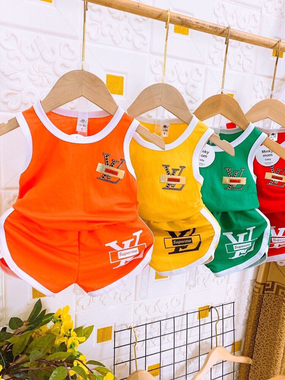 Sét 5bộ sát nách thun lạnh cho bé yêu từ 2tháng cho đến 6tháng tuổi
