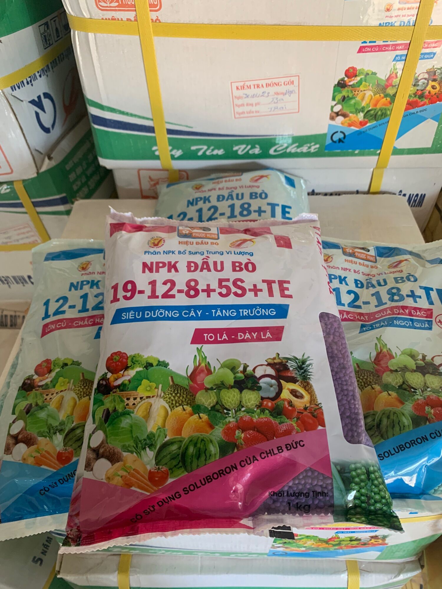 Phân NPK Tím Đầu Bò 19-12-8+5s+Te gói 1kg