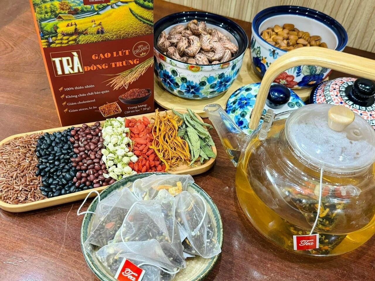 Trà gạo lứt đông trùng hộp 400 gram