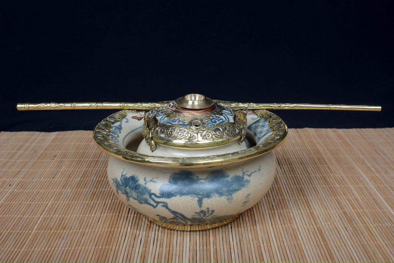 Bát điếu giả cổ men rạn bọc đồng cỡ to