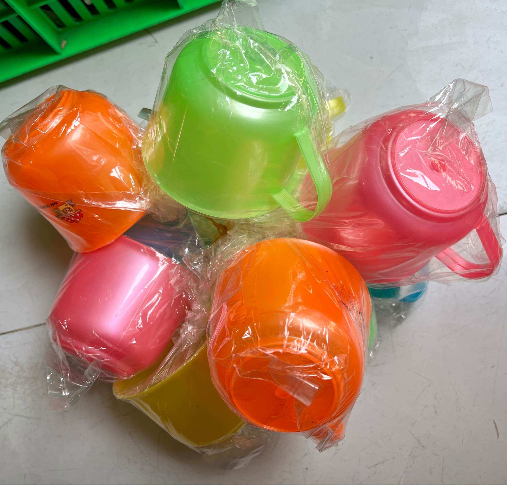 🥤Set 10 Ca Uống Nước Nhựa Nhỏ (Miệng: 8x6cm)