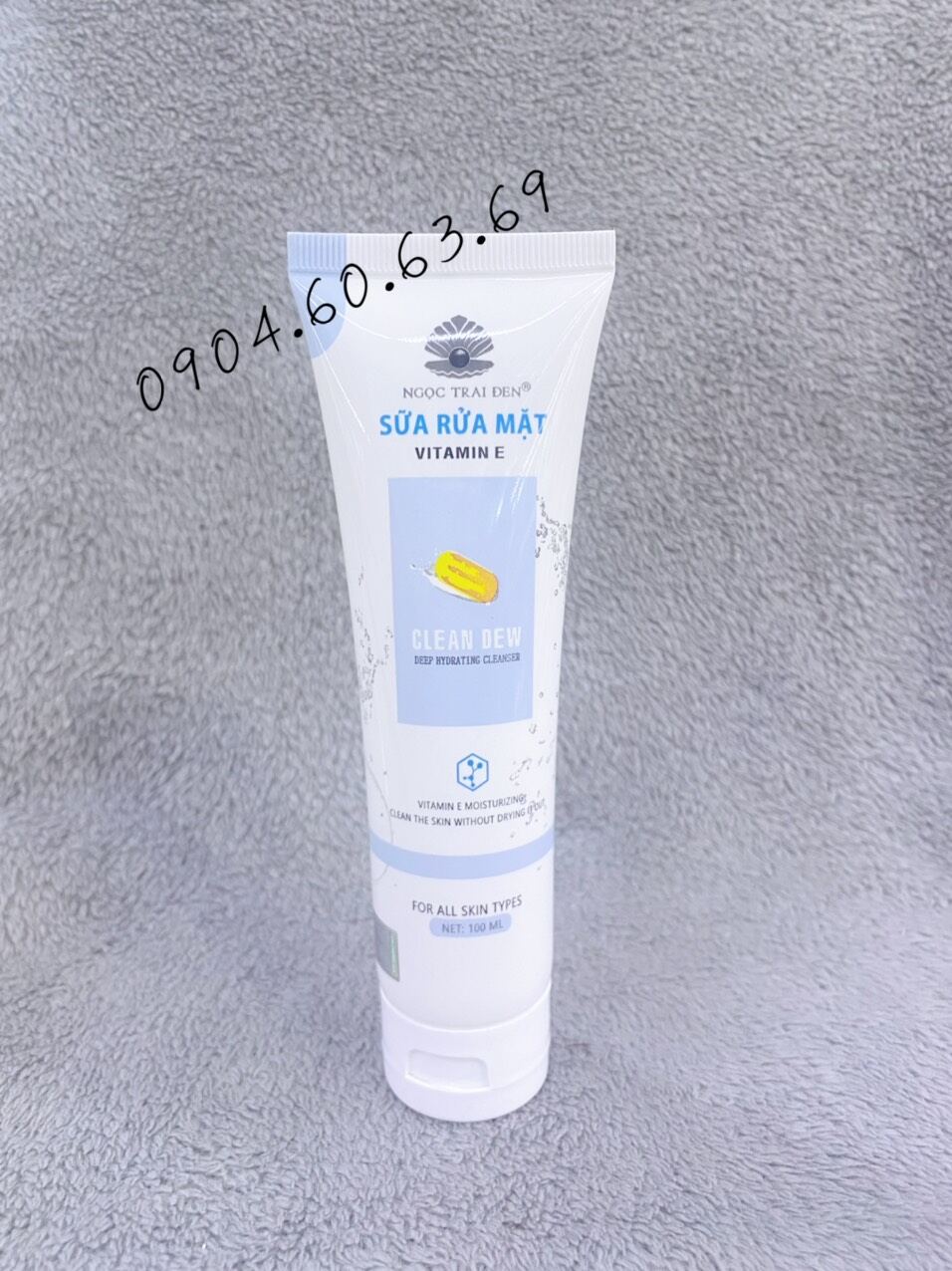 Sữa rửa mặt ngọc trai đen 100ml vitamin e