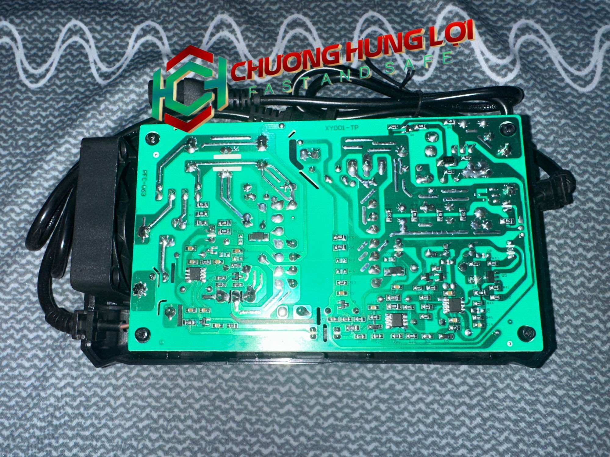 Sạc Xe Điện 72v12-20A Sạc 6 Bình