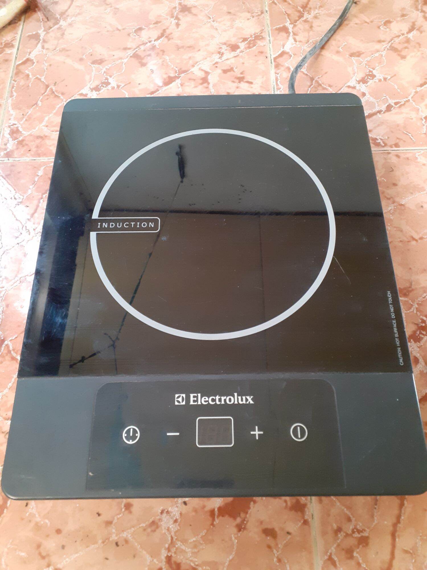 Bếp từ Electrolux