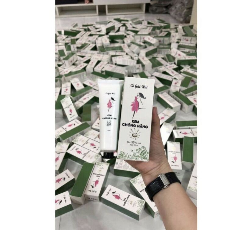 Kem Chống Nắng Cô Gái Núi