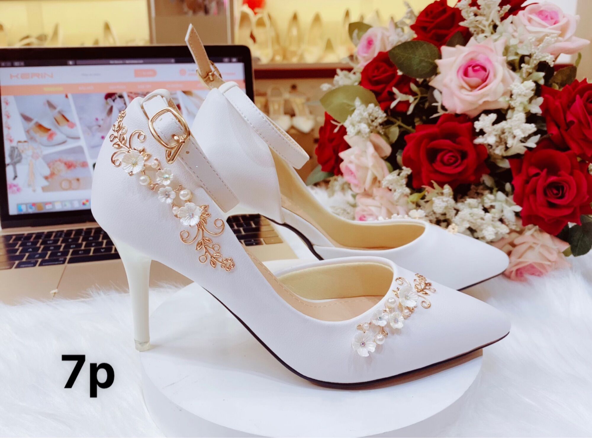 Giày khoét eo có quai 5p-7p kết hoa