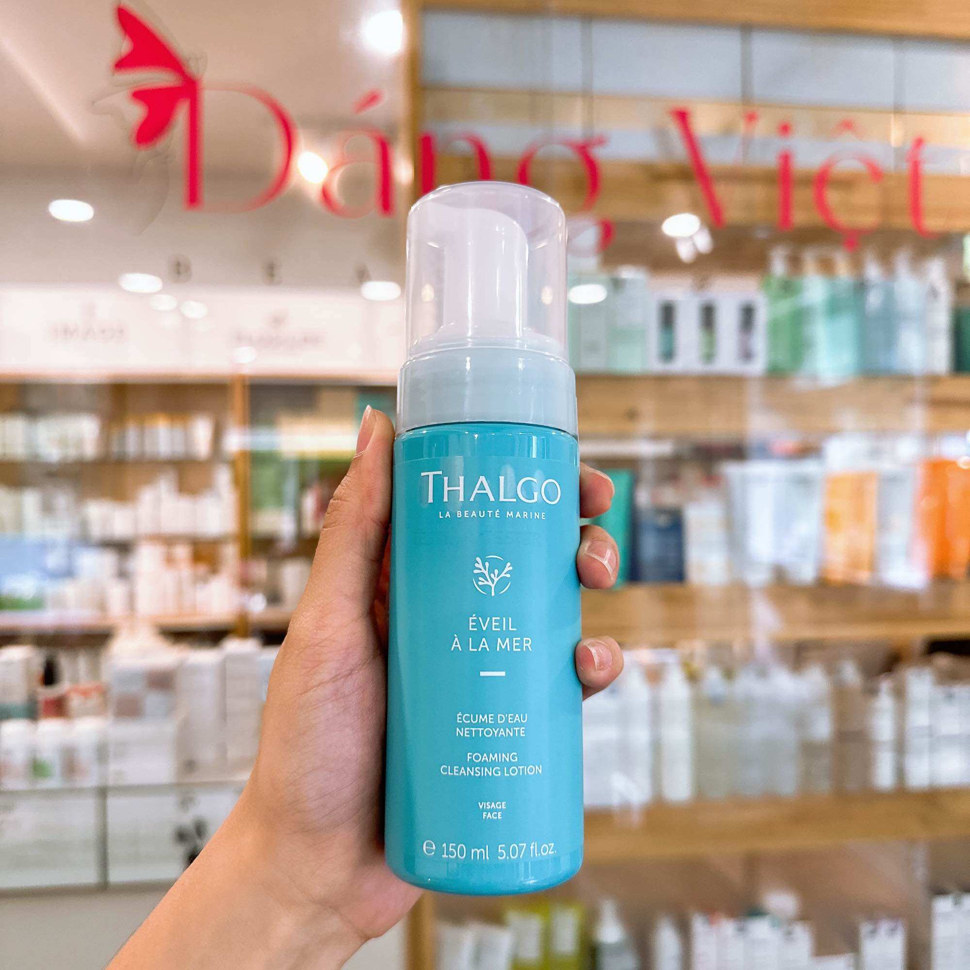 Sữa rửa mặt tẩy trang 2 trong 1 Thalgo Foaming Micellar Cleansing Lotion 150ml