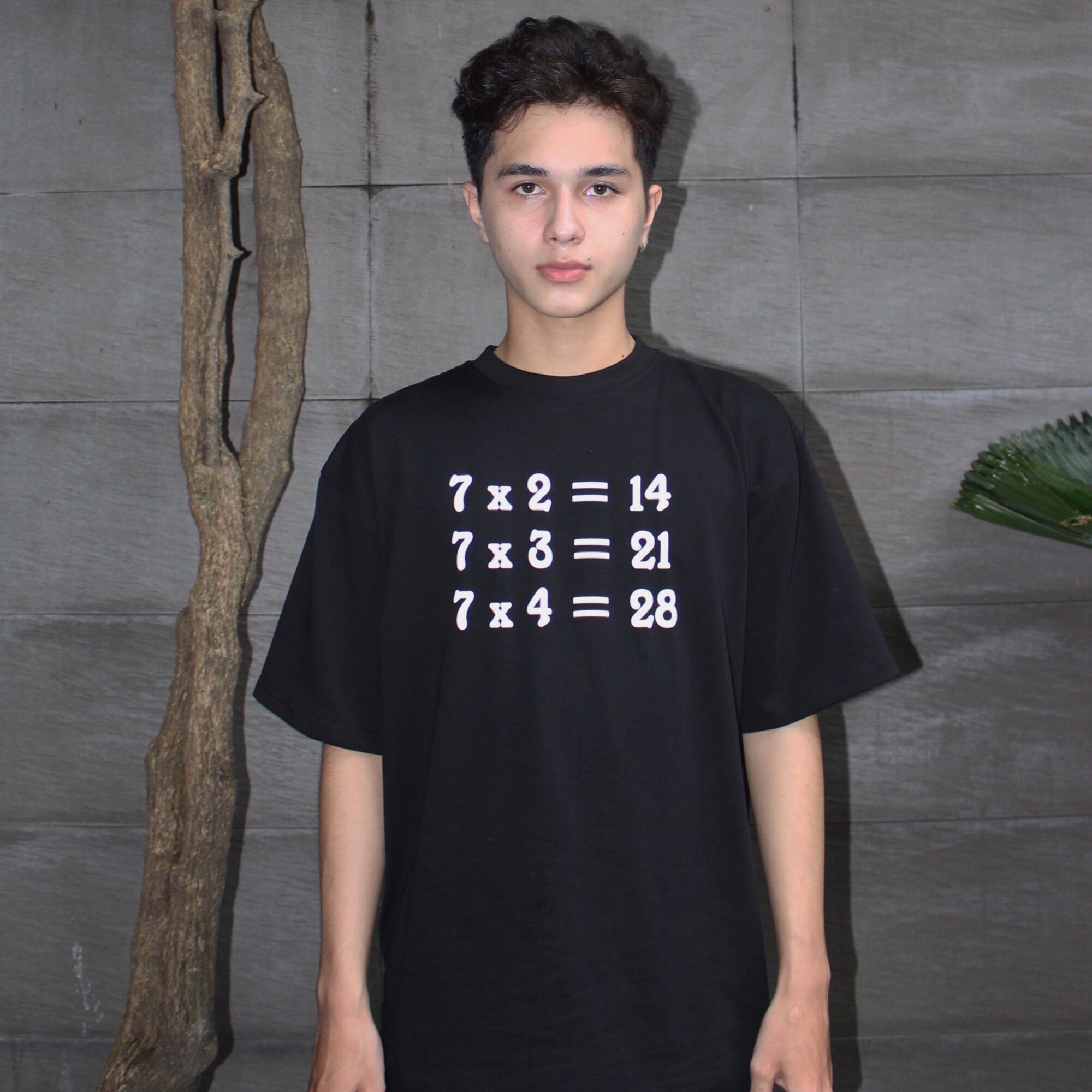 Áo thun Cotton Multipliseven Black Tee