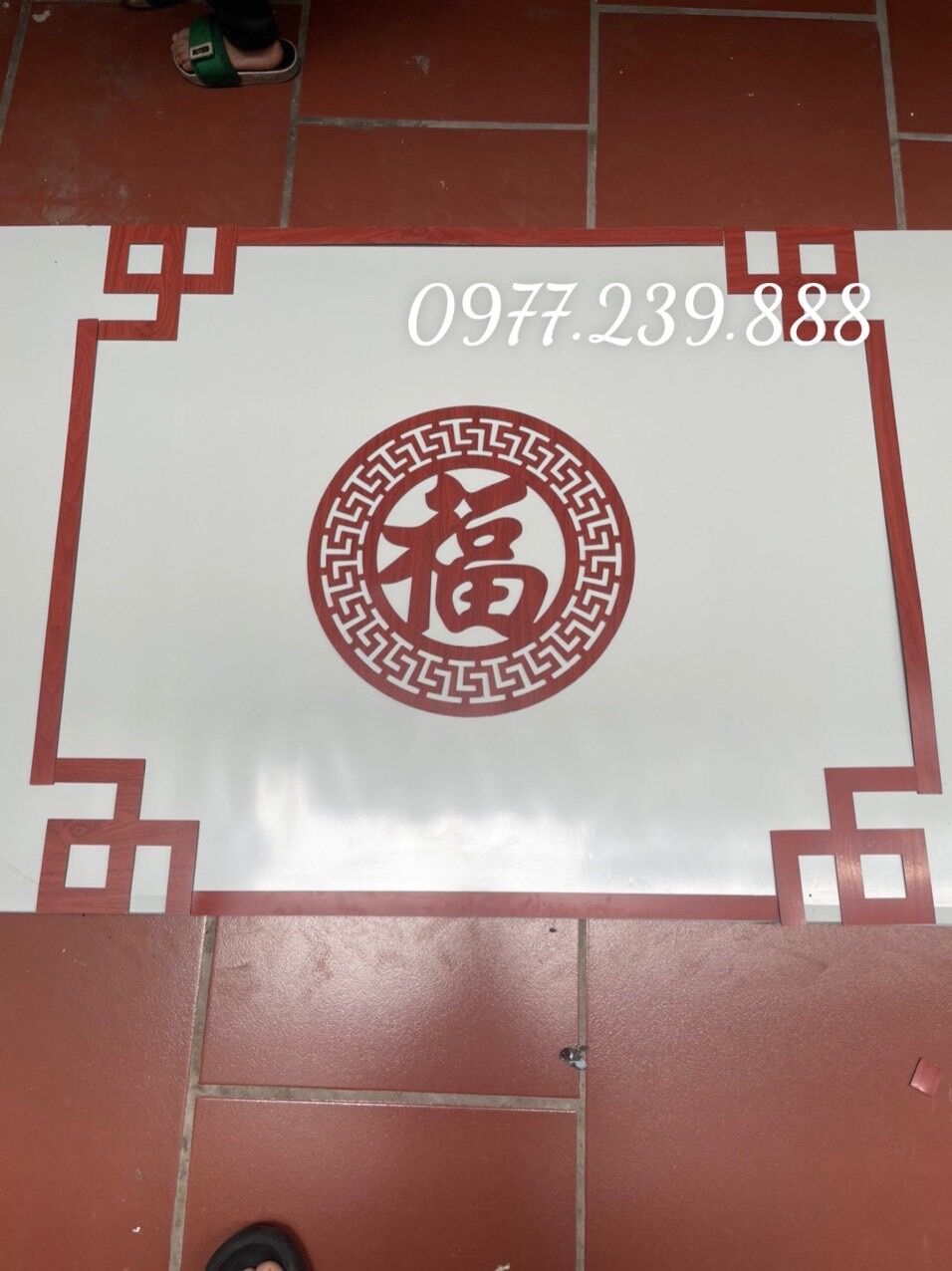 Viền, chữ trang trí bàn thờ bằng alu