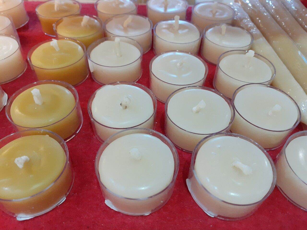 10 tealights natural beeswax candles export to America