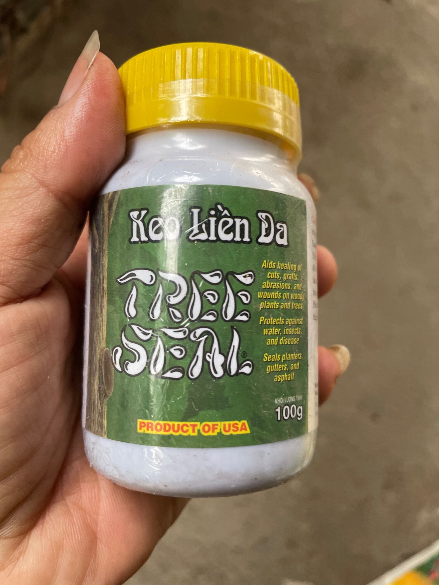 Keo - keo liền sẹo đen tree seal nhập khẩu từ mỹ lọ 100gram