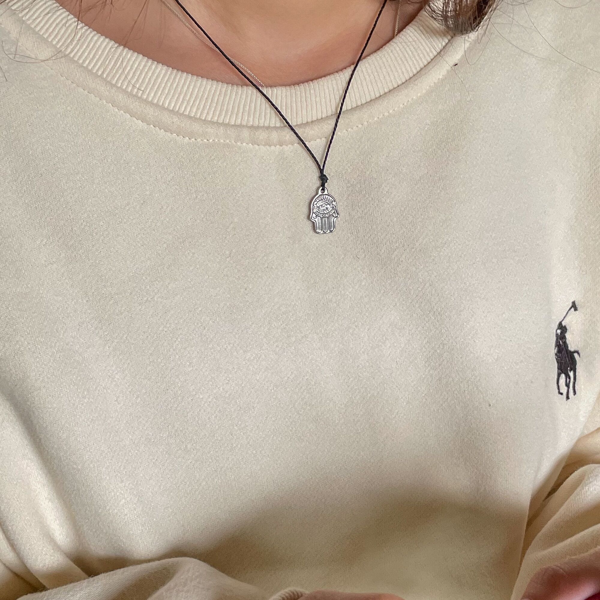 Vòng cổ Hamsa