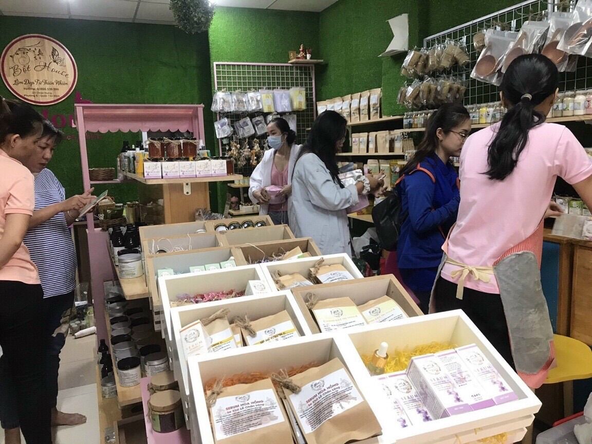 [Nhập RS0722 giảm 30k cho đơn 99k]MẶT NẠ DỪA TƯƠI DÀNH CHO MẮT HANDMADE NHÀ BỘT